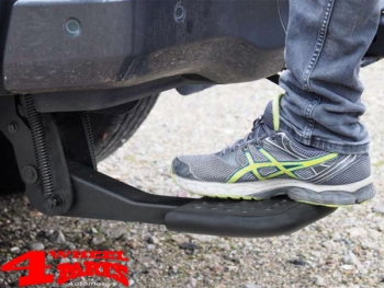 Trittstufe klappbar an der Heckstoßstange Ford Ranger Bj. 2023-